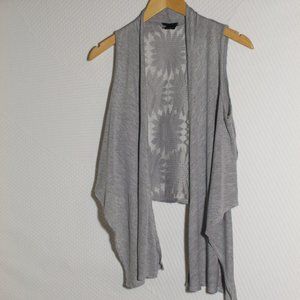 Rue 21 Size M Grey Sleeveless Cardigan See Through Sunflower Lace
